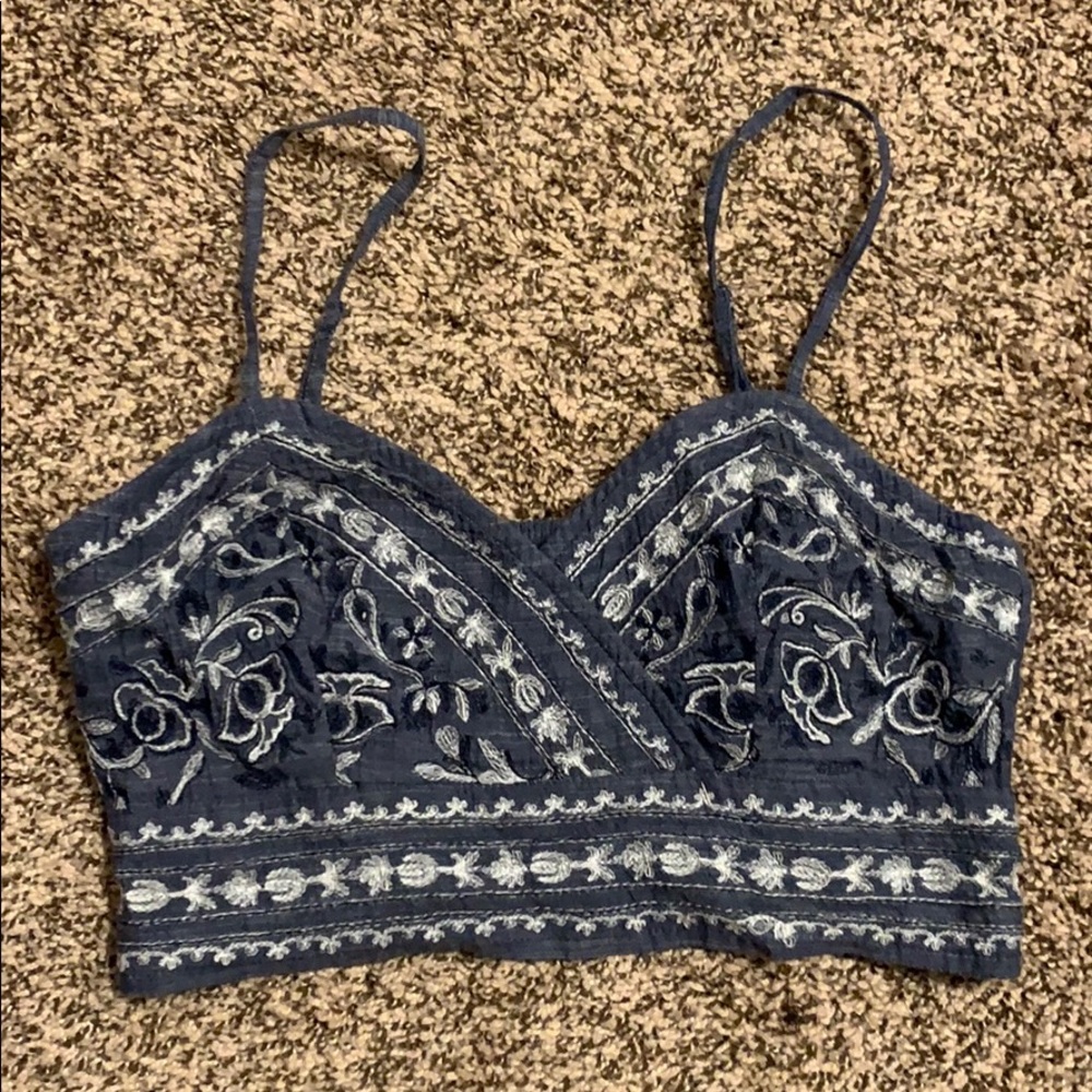 American eagle crop top